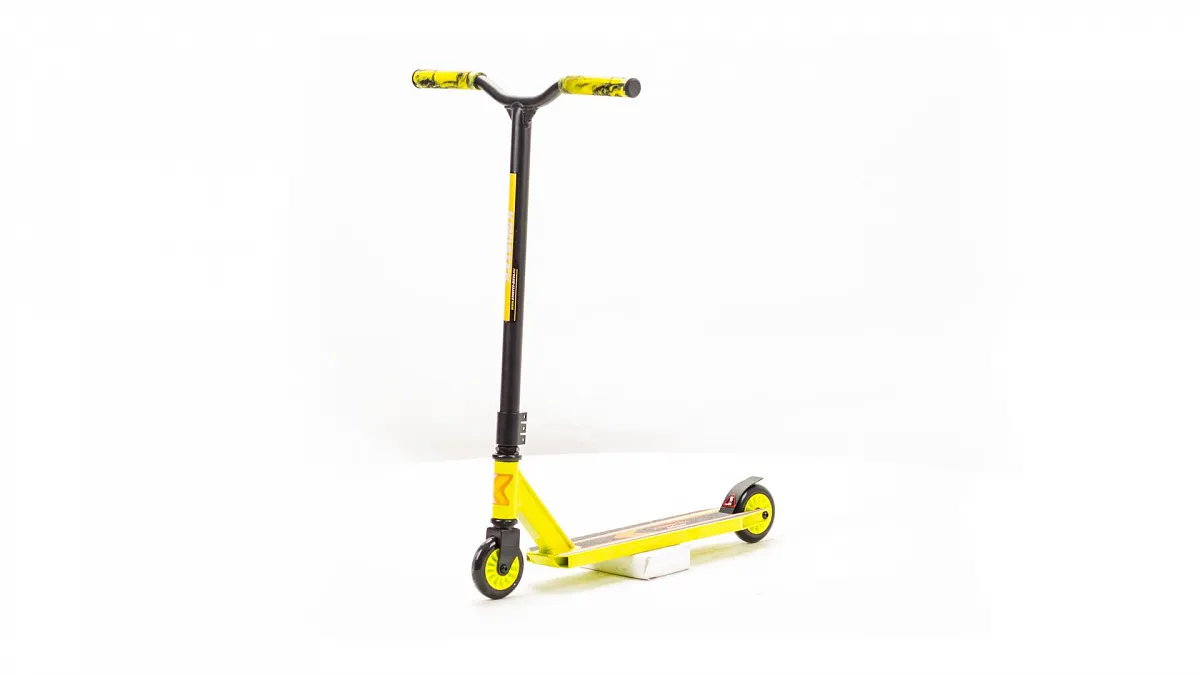 Самокат KROSTEK EXTRIM #7 салатовый